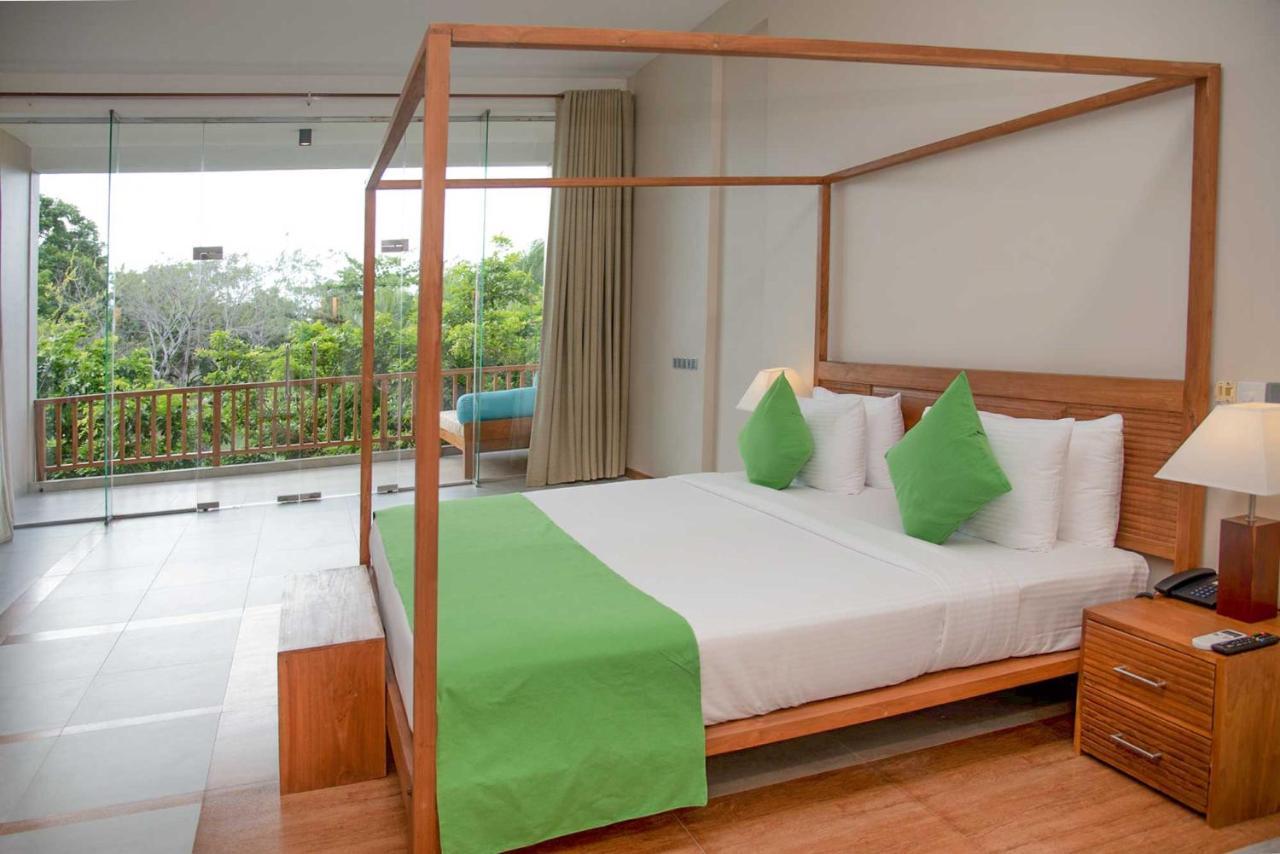 Hotel Breeze Pasikudah Passikudah Exterior foto