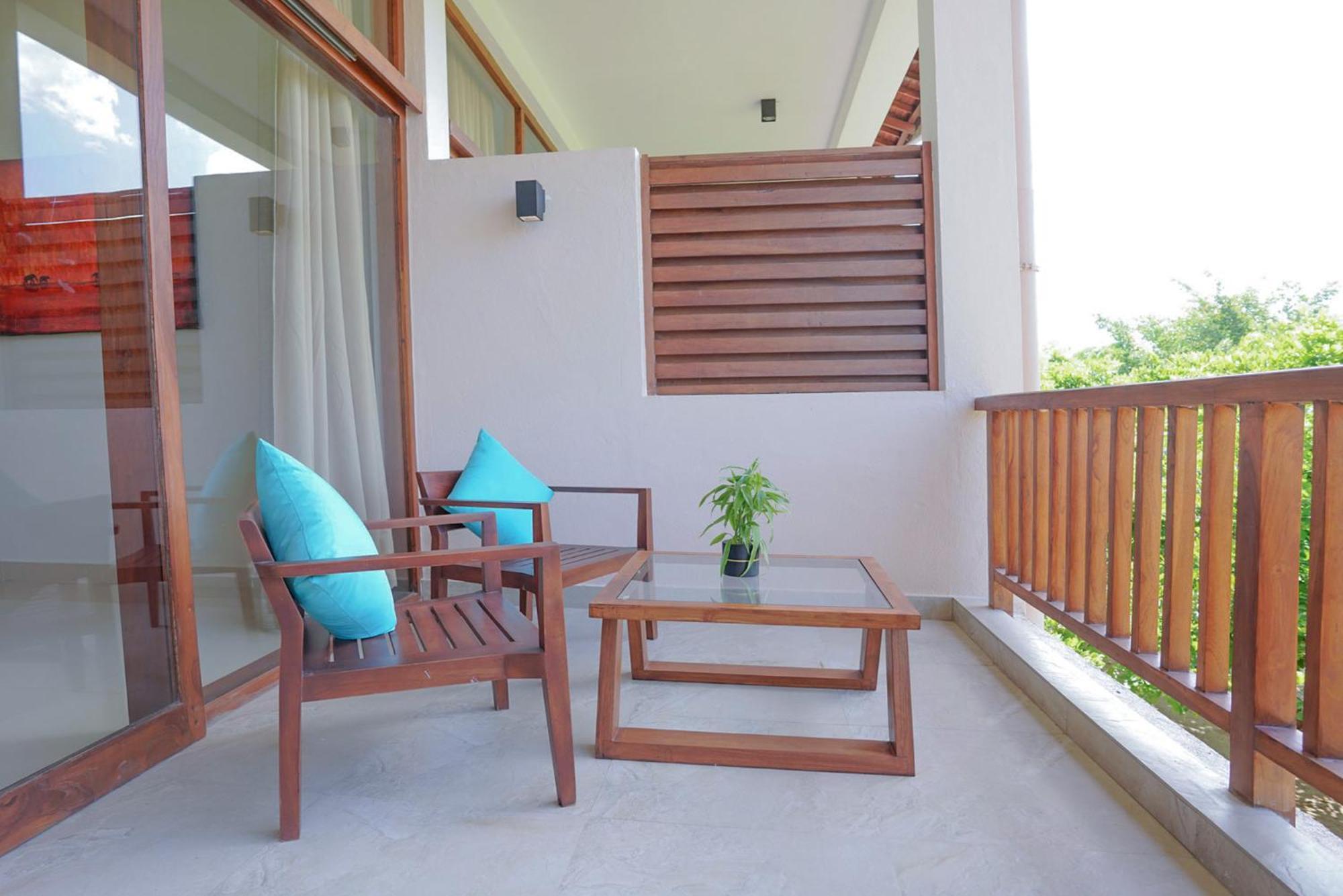 Hotel Breeze Pasikudah Passikudah Exterior foto